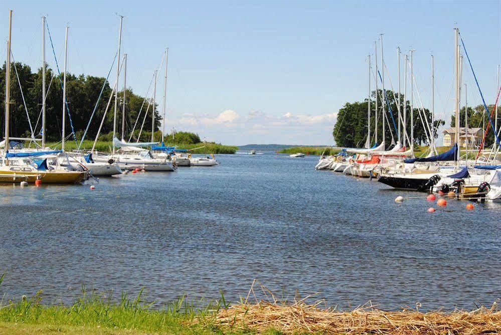 Krongarden Vandrarhem คริสตีเนอฮัมน์ ภายนอก รูปภาพ